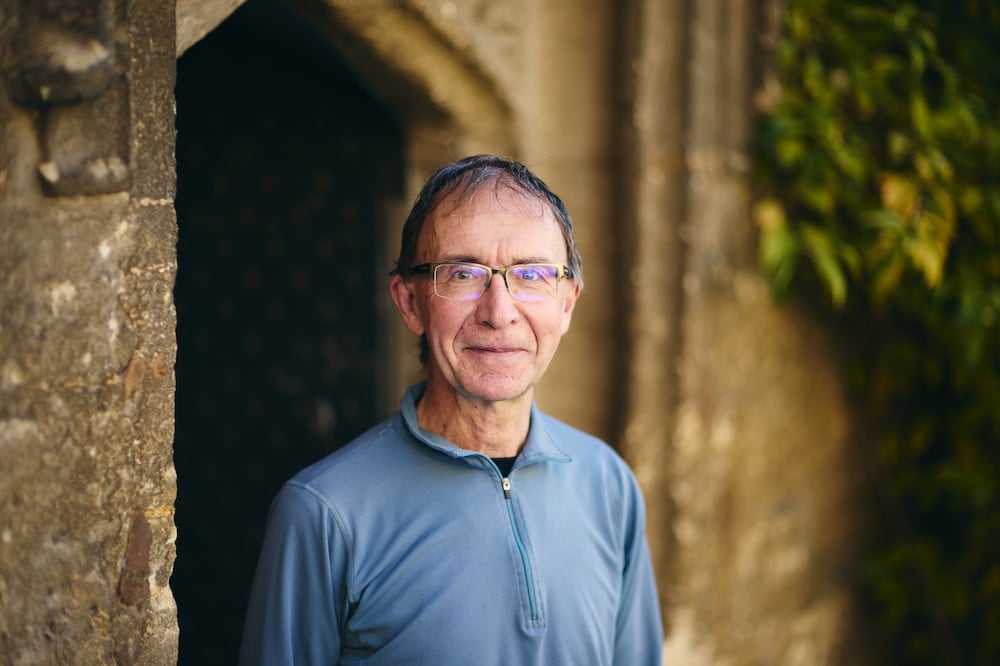 Headshot of Simon Hibble