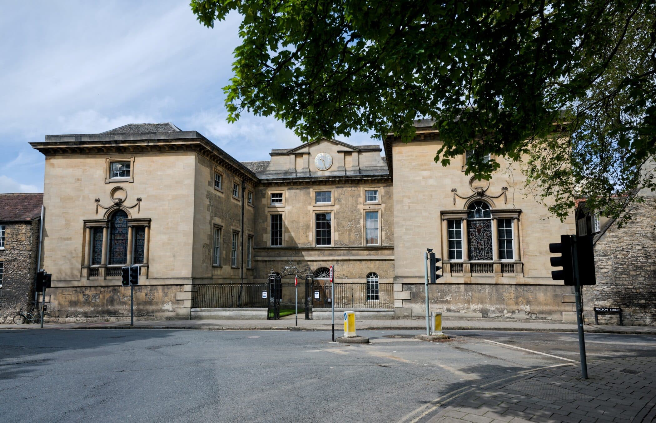 Main entrance to Worcester College