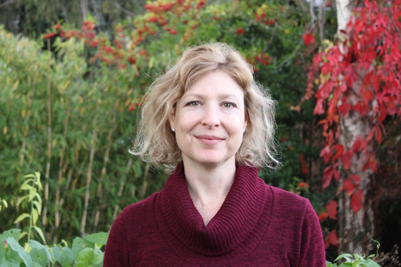 Headshot of Naomi Rokotnitz