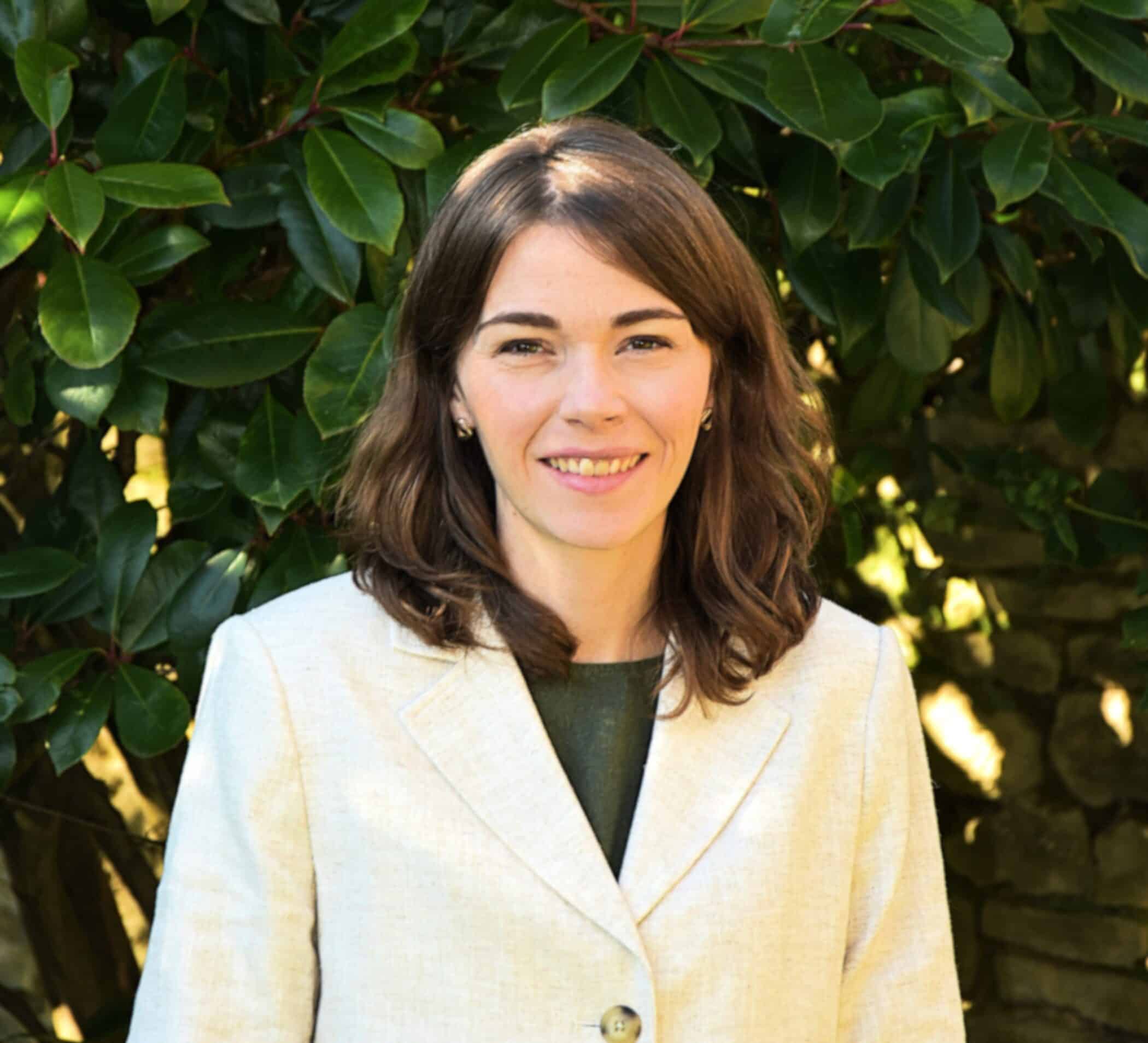 Headshot of Rachel Wells