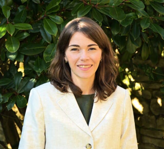 Headshot of Rachel Wells
