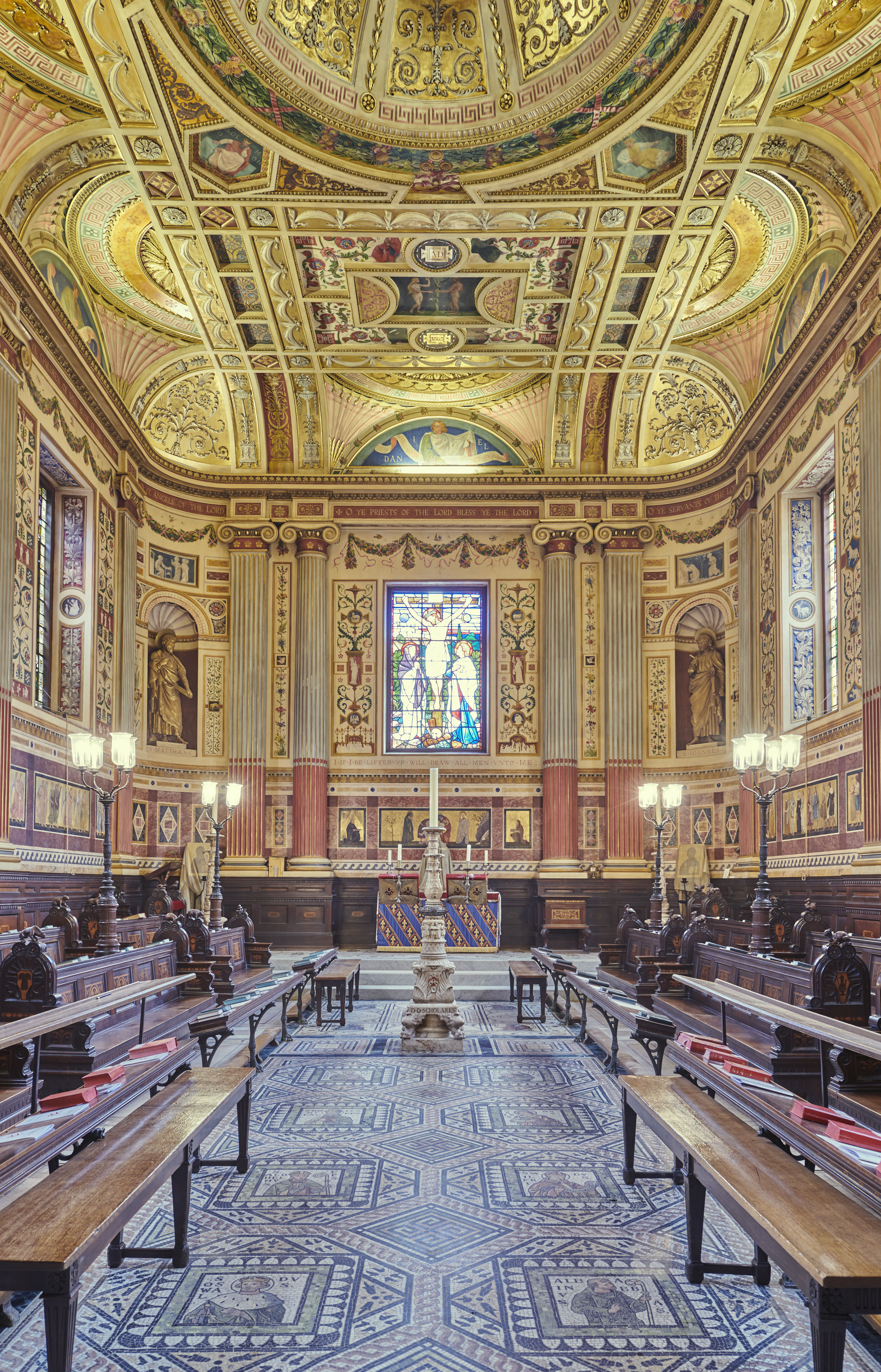 Colour photograph of Worcester College Chapel as it is today.