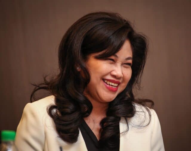 Headshot of Nora Manaf